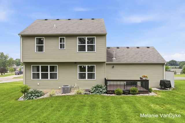 4770 Hidden Highland Drive NE, Rockford, MI 49341