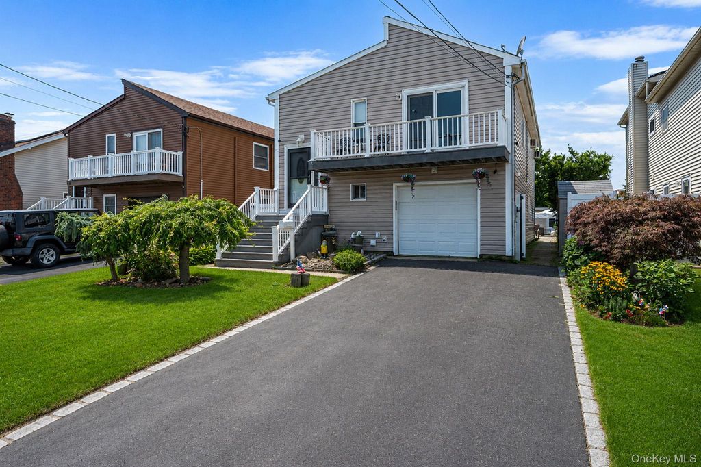 32 Yacht Club Road, Babylon, NY 11702 — photo 3