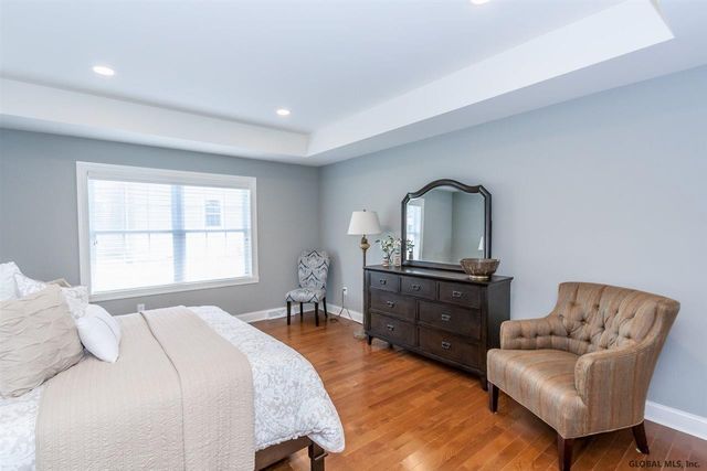 58 Lakepointe Way, Stillwater, NY 12866