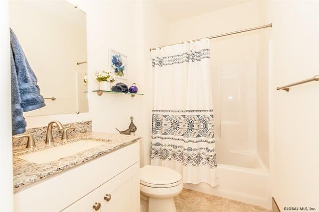 58 Lakepointe Way, Stillwater, NY 12866