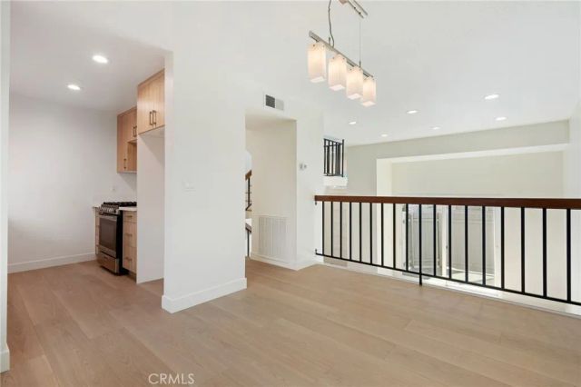 10911 Bluffside Drive 23, Studio City, CA 91604