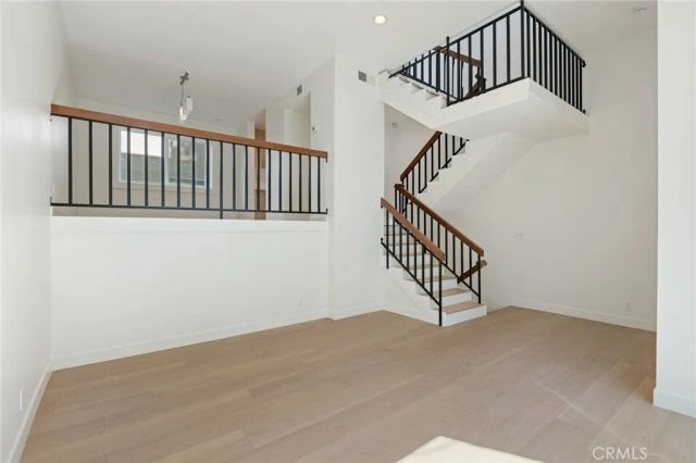 10911 Bluffside Drive 23, Studio City, CA 91604