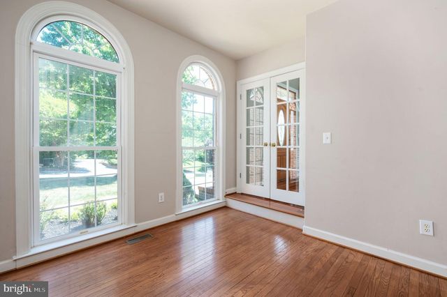 12814 WILLOW POINT DR, Fredericksburg, VA 22408