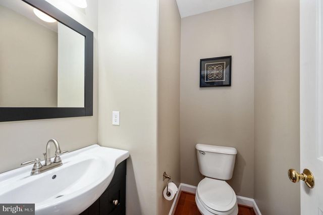 12814 WILLOW POINT DR, Fredericksburg, VA 22408