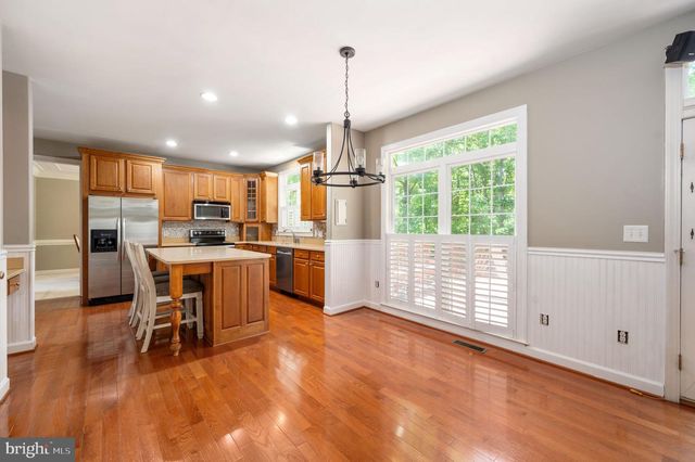 12814 WILLOW POINT DR, Fredericksburg, VA 22408