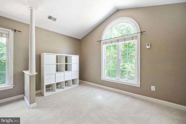 12814 WILLOW POINT DR, Fredericksburg, VA 22408