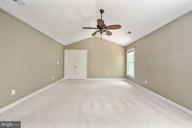 12814 WILLOW POINT DR, Fredericksburg, VA 22408