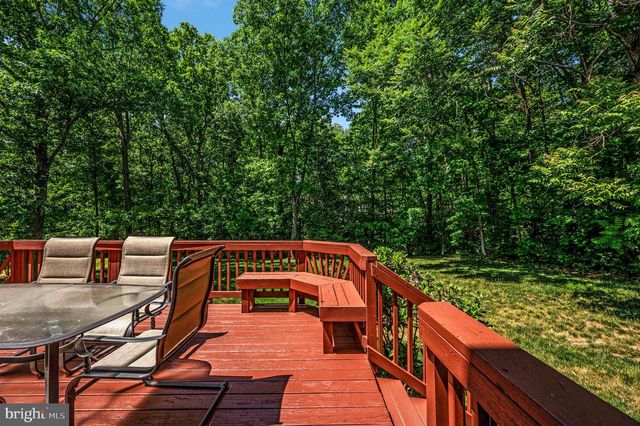 12814 WILLOW POINT DR, Fredericksburg, VA 22408
