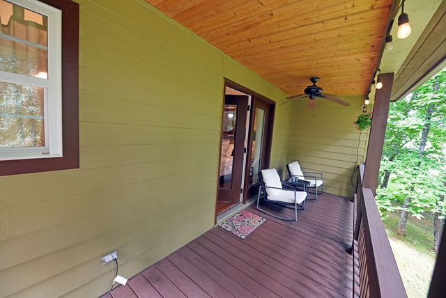 1512 Smithfield Lane, Young Harris, GA 30582