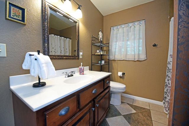1512 Smithfield Lane, Young Harris, GA 30582