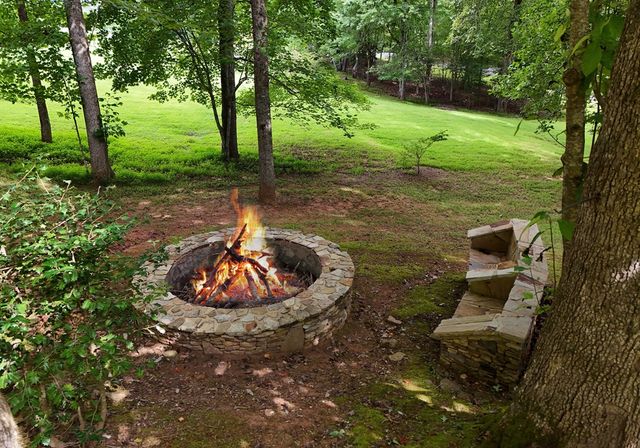 1512 Smithfield Lane, Young Harris, GA 30582