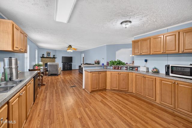 4161 Carters Valley, Church Hill, TN 37642