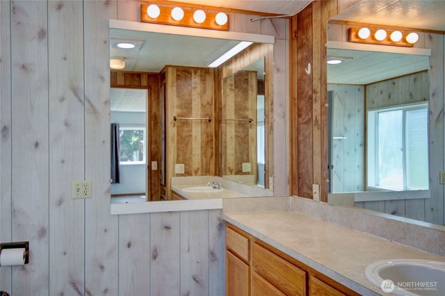 820 Fruitdale Road, Sedro Woolley, WA 98284