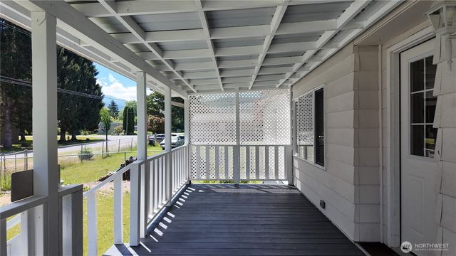 820 Fruitdale Road, Sedro Woolley, WA 98284