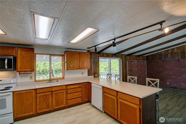 820 Fruitdale Road, Sedro Woolley, WA 98284
