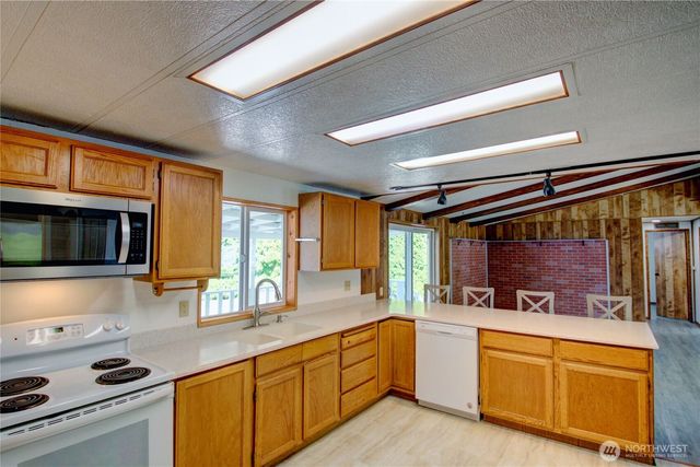 820 Fruitdale Road, Sedro Woolley, WA 98284