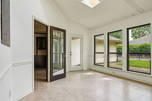 3201 Greenleaf Court, Garland, TX 75044