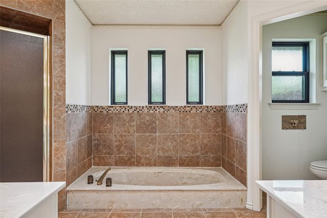 3201 Greenleaf Court, Garland, TX 75044