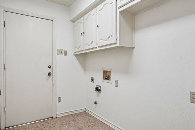 3201 Greenleaf Court, Garland, TX 75044