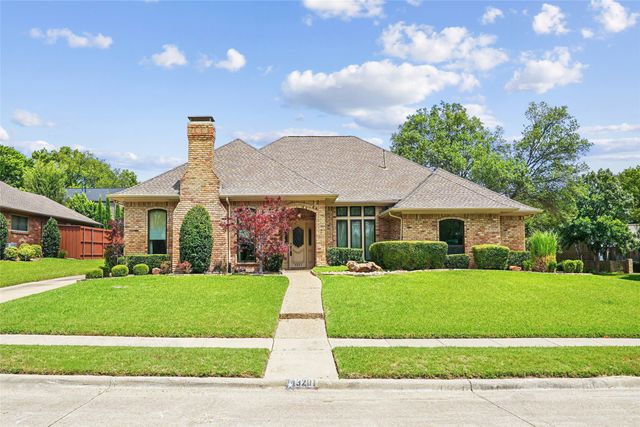 3201 Greenleaf Court, Garland, TX 75044