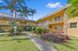 240 Croton Avenue 102, Lantana, FL 33462