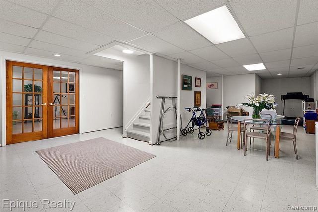 1719 Hickory Bark Lane, Bloomfield Hills, MI 48304
