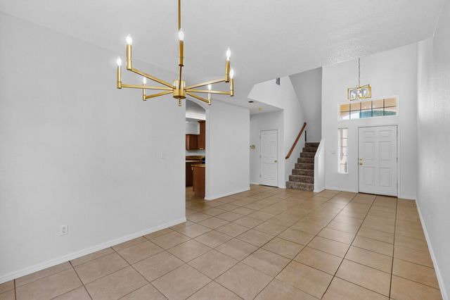 7352 BOXWOOD Avenue NE, Albuquerque, NM 87113