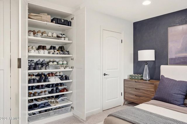 2115 E STATE Avenue, Phoenix, AZ 85020