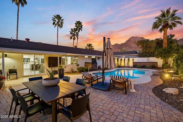 2115 E STATE Avenue, Phoenix, AZ 85020