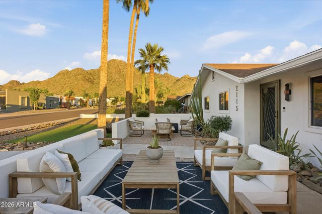 2115 E STATE Avenue, Phoenix, AZ 85020