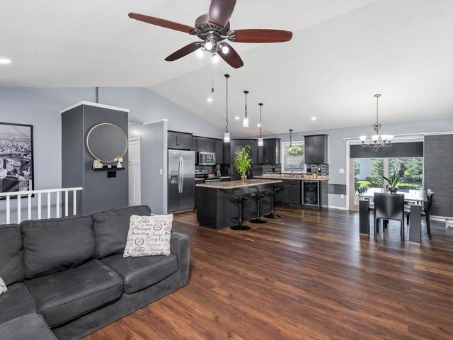 1180 Farmers Lane, Belle Plaine, MN 56011