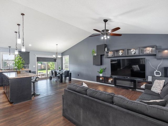 1180 Farmers Lane, Belle Plaine, MN 56011