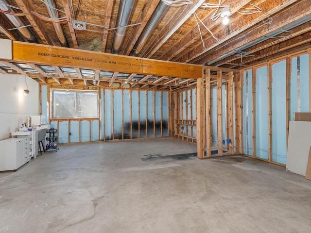 1180 Farmers Lane, Belle Plaine, MN 56011