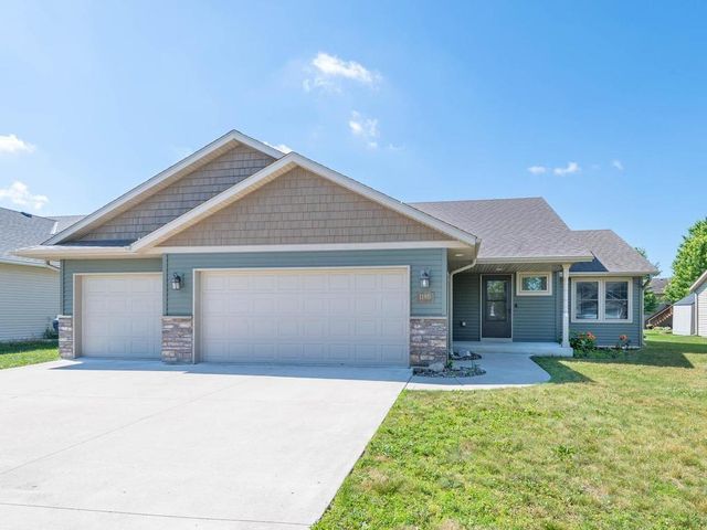 1180 Farmers Lane, Belle Plaine, MN 56011