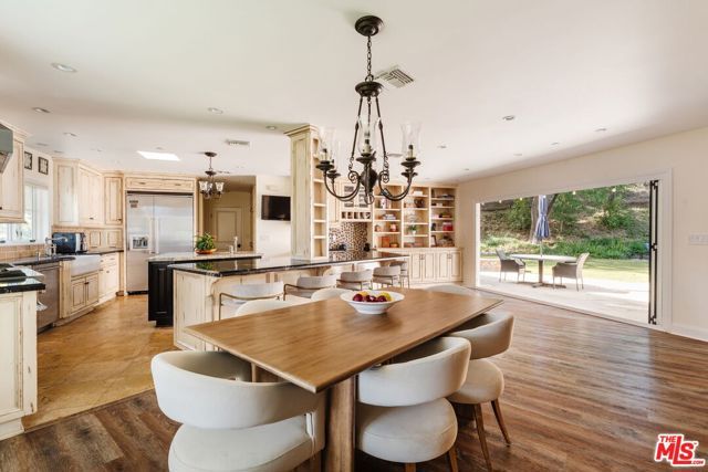 24901 Jim Bridger Road, Hidden Hills, CA 91302