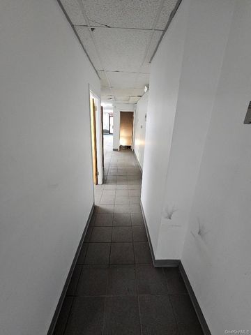 86-20 Jamaica Avenue, Woodhaven, NY 11421