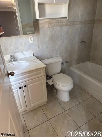 4401 Smith Ave 2A, North Bergen Twp., NJ 07047