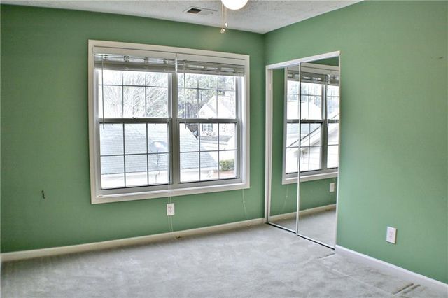 383 Windcroft NW Circle, Acworth, GA 30101