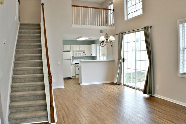 383 Windcroft NW Circle, Acworth, GA 30101