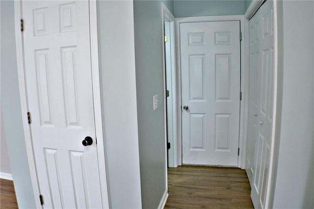 383 Windcroft NW Circle, Acworth, GA 30101