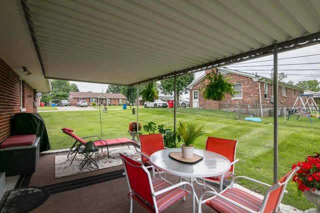 500 Greenbriar Drive, Nicholasville, KY 40356