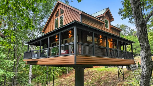 320 Hickory Ridge Drive, Cleveland, GA 30528