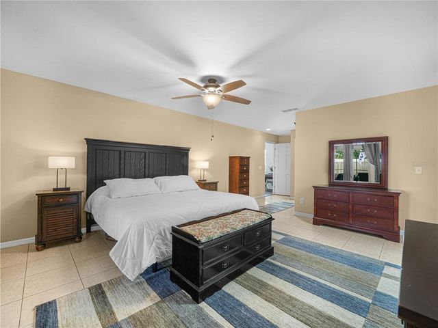 4615 KINGS POINT COURT, Lakeland, FL 33813