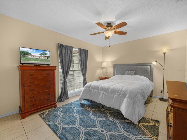 4615 KINGS POINT COURT, Lakeland, FL 33813