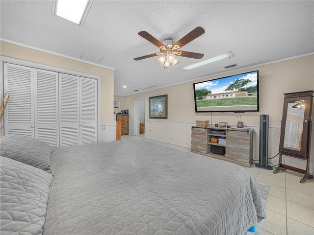 4615 KINGS POINT COURT, Lakeland, FL 33813