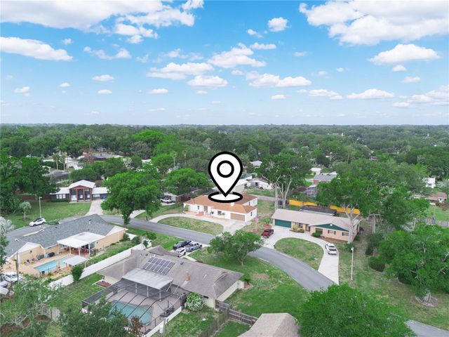 4615 KINGS POINT COURT, Lakeland, FL 33813