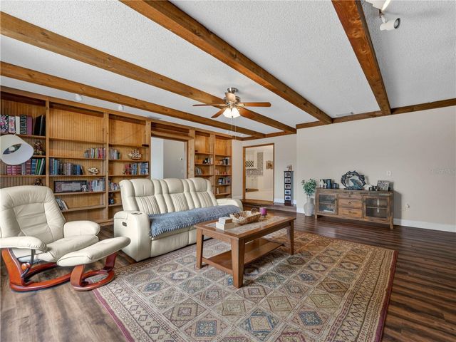 4615 KINGS POINT COURT, Lakeland, FL 33813