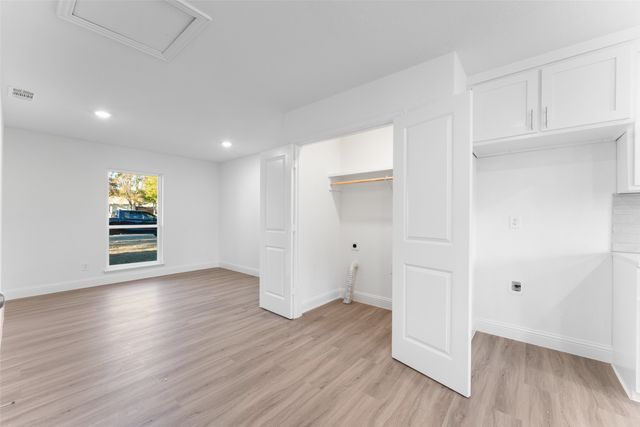 1528 W Spring Creek Parkway, Plano, TX 75023