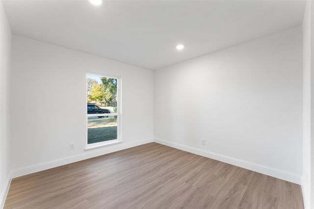 1528 W Spring Creek Parkway, Plano, TX 75023