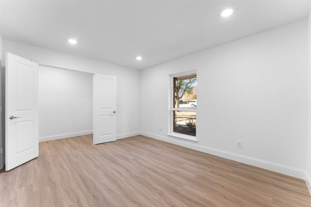 1528 W Spring Creek Parkway, Plano, TX 75023